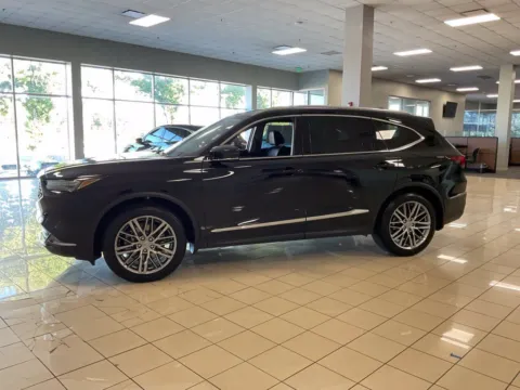 More photos of 2024 Acura MDX w/Advance Package at Acura of Overland Park, KS