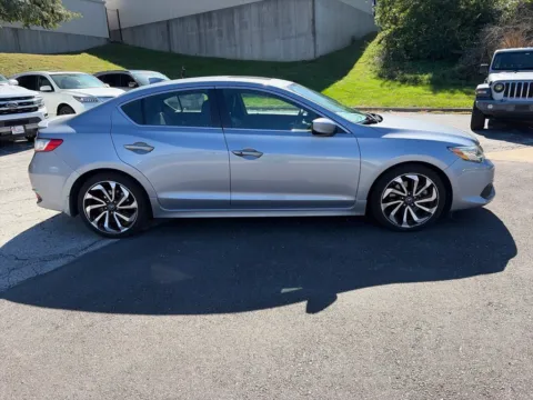 More photos of 2016 Acura ILX 2.4L at Acura of Overland Park, KS