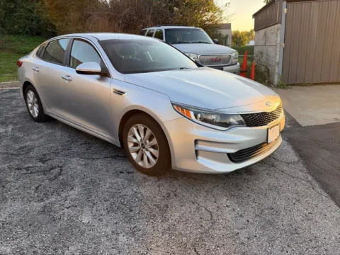 More photos of 2017 Kia Optima LX at Acura of Overland Park, KS