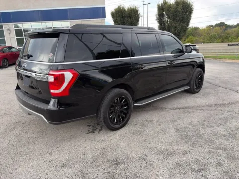 More photos of 2019 Ford Expedition Max XLT at Acura of Overland Park, KS