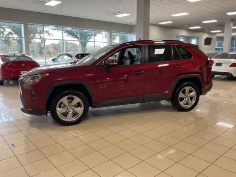 More photos of 2021 Toyota RAV4 XLE Premium at Acura of Overland Park, KS