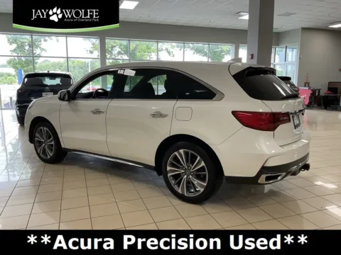 More photos of 2017 Acura MDX w/Technology Pkg at Acura of Overland Park, KS