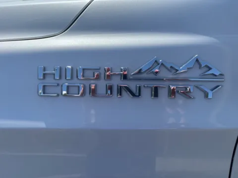 More photos of 2021 Chevrolet Tahoe High Country at Acura of Overland Park, KS