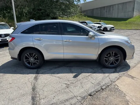 More photos of 2017 Acura RDX w/Advance Pkg at Acura of Overland Park, KS