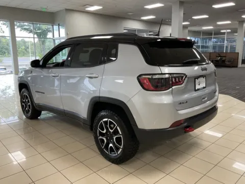 More photos of 2024 Jeep Compass Trailhawk at Acura of Overland Park, KS