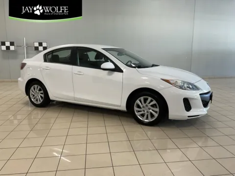 White 2012 Mazda Mazda3 i Touring for sale in Overland Park, KS