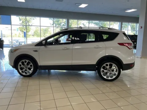 More photos of 2013 Ford Escape Titanium at Acura of Overland Park, KS