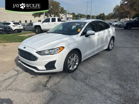 White 2020 Ford Fusion Hybrid SE for sale in Overland Park, KS