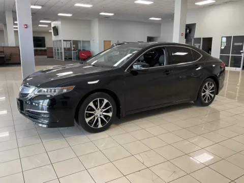 More photos of 2015 Acura TLX at Acura of Overland Park, KS