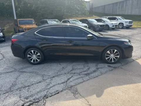 More photos of 2015 Acura TLX at Acura of Overland Park, KS