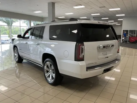 More photos of 2016 GMC Yukon XL Denali at Acura of Overland Park, KS