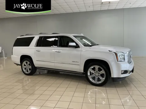 White 2016 GMC Yukon XL Denali for sale in Overland Park, KS