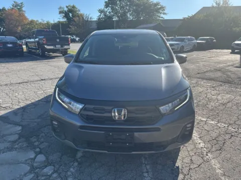 Photos of 2025 Honda Odyssey EX-L for sale in Overland Park, KS at Acura of Overland Park