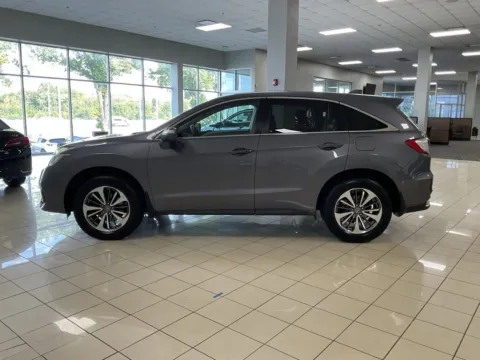 More photos of 2017 Acura RDX w/Advance Pkg at Acura of Overland Park, KS