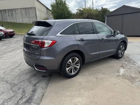 More photos of 2017 Acura RDX w/Advance Pkg at Acura of Overland Park, KS