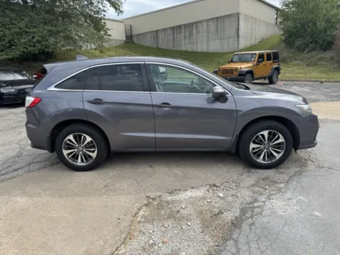 More photos of 2017 Acura RDX w/Advance Pkg at Acura of Overland Park, KS