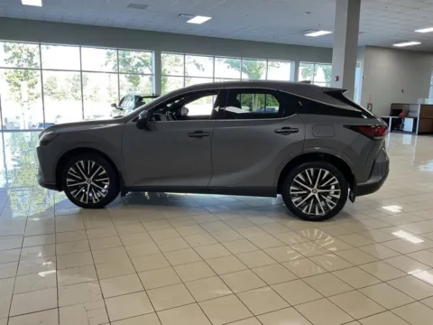 More photos of 2023 Lexus RX 350 Luxury at Acura of Overland Park, KS