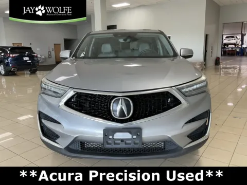 Photos of 2019 Acura RDX w/Technology Pkg for sale in Overland Park, KS at Acura of Overland Park