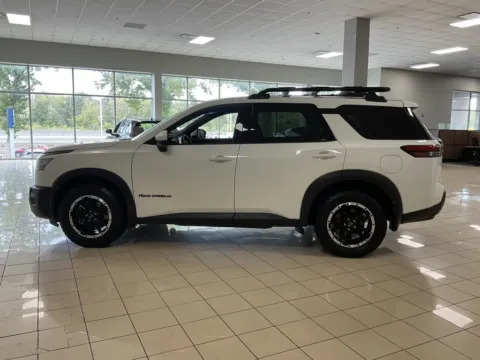 More photos of 2023 Nissan Pathfinder Rock Creek at Acura of Overland Park, KS
