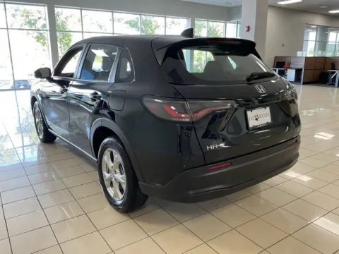 More photos of 2024 Honda HR-V LX at Acura of Overland Park, KS