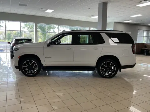 More photos of 2021 Chevrolet Tahoe RST at Acura of Overland Park, KS