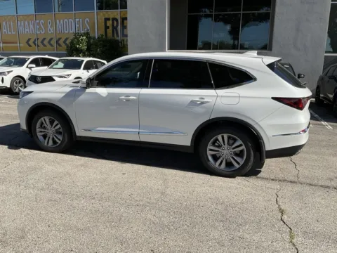 More photos of 2026 Acura MDX at Acura of Overland Park, KS