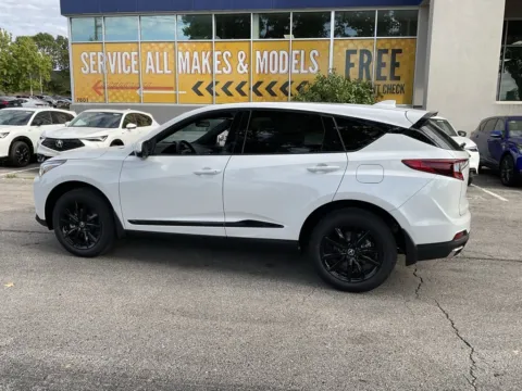 More photos of 2025 Acura RDX at Acura of Overland Park, KS