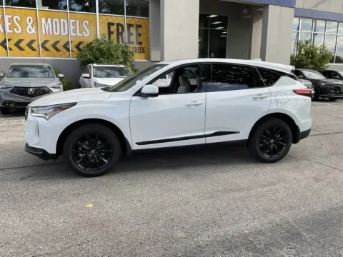 More photos of 2025 Acura RDX at Acura of Overland Park, KS