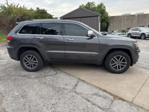 More photos of 2019 Jeep Grand Cherokee Limited at Acura of Overland Park, KS
