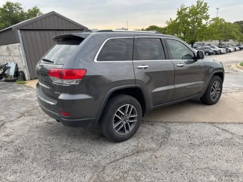 More photos of 2019 Jeep Grand Cherokee Limited at Acura of Overland Park, KS