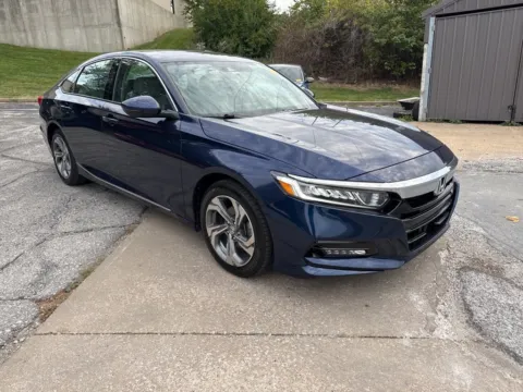 Another view of 2018 Honda Accord Sedan EX-L 1.5T for sale in Overland Park, KS at Acura of Overland Park