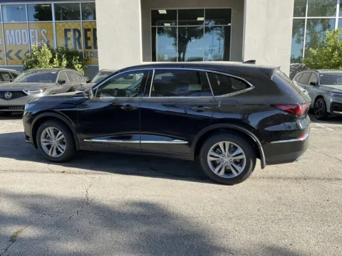 More photos of 2026 Acura MDX at Acura of Overland Park, KS
