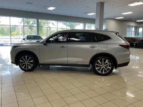 More photos of 2025 Acura MDX w/Technology Package at Acura of Overland Park, KS