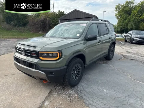 Green 2026 Honda Passport TrailSport for sale in Overland Park, KS