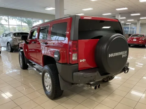 More photos of 2006 HUMMER H3 at Acura of Overland Park, KS