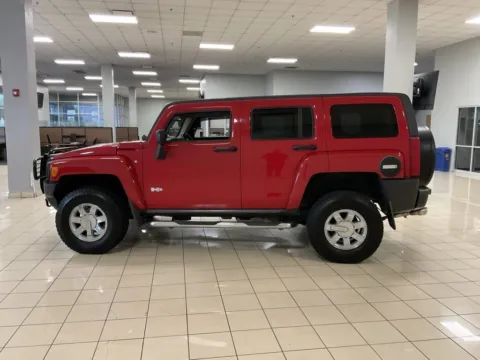 More photos of 2006 HUMMER H3 at Acura of Overland Park, KS