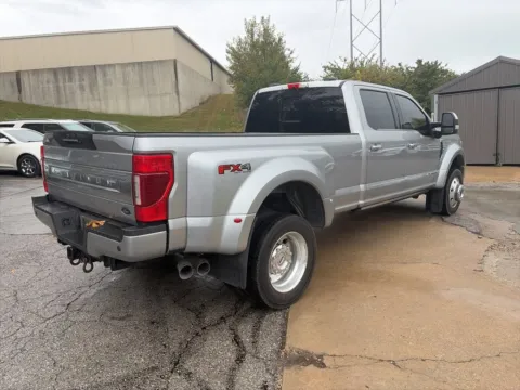 More photos of 2021 Ford Super Duty F-450 DRW Platinum at Acura of Overland Park, KS