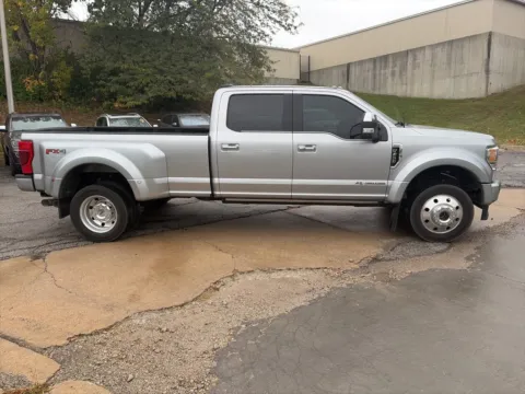 More photos of 2021 Ford Super Duty F-450 DRW Platinum at Acura of Overland Park, KS