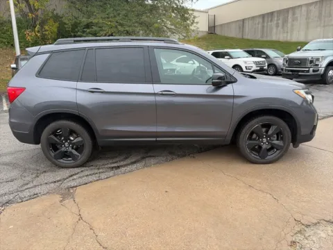 More photos of 2019 Honda Passport Elite at Acura of Overland Park, KS