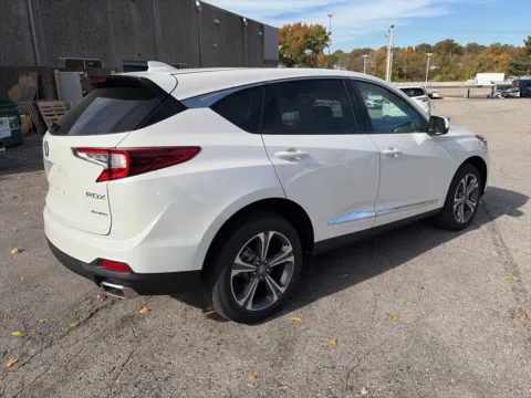 More photos of 2025 Acura RDX w/Technology Package at Acura of Overland Park, KS