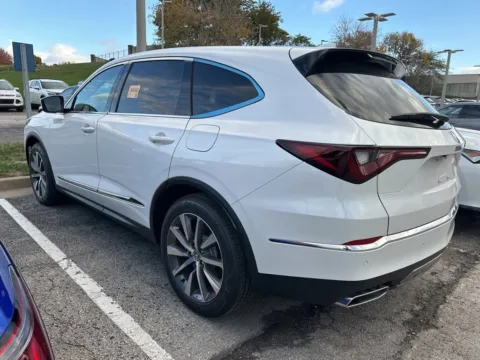 More photos of 2025 Acura MDX w/Technology Package at Acura of Overland Park, KS