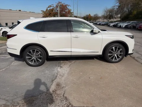 More photos of 2025 Acura MDX w/Technology Package at Acura of Overland Park, KS
