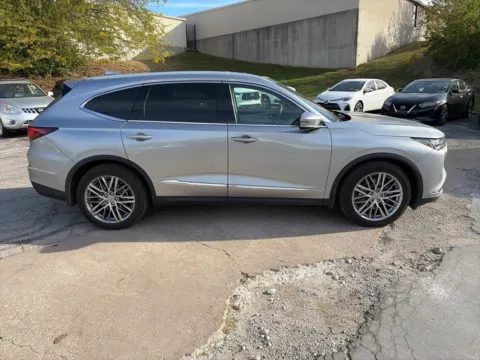 More photos of 2023 Acura MDX w/Advance Package at Acura of Overland Park, KS