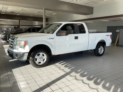 Photos of 2009 Ford F-150 XLT for sale in Kansas City, MO at Jay Wolfe Auto Outlet