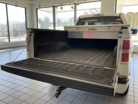 More photos of 2009 Ford F-150 XLT at Jay Wolfe Auto Outlet, MO