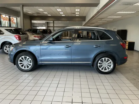 More photos of 2016 Audi Q5 2.0T Premium Plus at Jay Wolfe Auto Outlet, MO