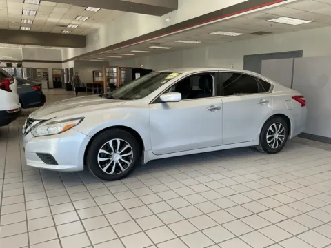 Another view of 2017 Nissan Altima 2.5 S for sale in Kansas City, MO at Jay Wolfe Auto Outlet