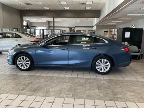 More photos of 2024 Chevrolet Malibu LT at Jay Wolfe Auto Outlet, MO