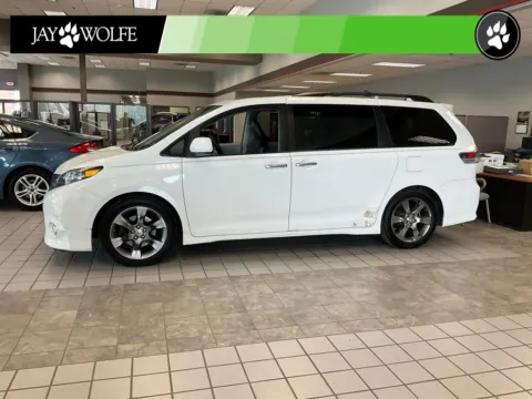 Another view of 2013 Toyota Sienna SE for sale in Kansas City, MO at Jay Wolfe Auto Outlet