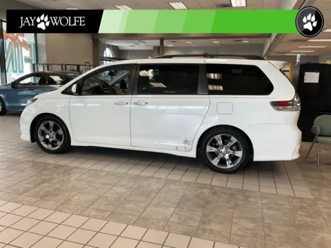 More photos of 2013 Toyota Sienna SE at Jay Wolfe Auto Outlet, MO